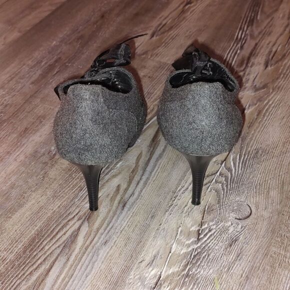 LC Lauren Conrad  Camilla Peep-toe Bootie in Gray  lace up heel shoes Sz 8.5 - Picture 4 of 7